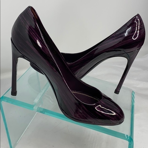 Yves Saint Laurent Sz 38 Black Purple Patent Heels